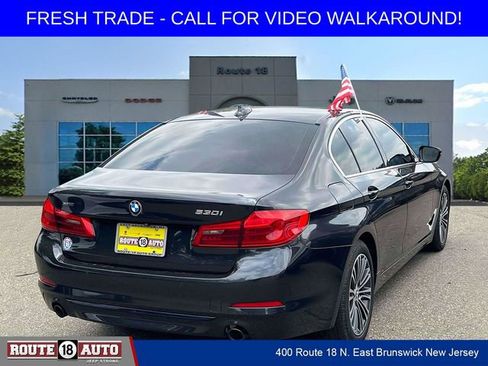 Used 2019 BMW 530i xDrive w/ Convenience Package AWD/4WD image 4