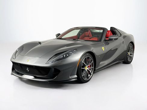 Used 2021 Ferrari 812 GTS RWD image 6