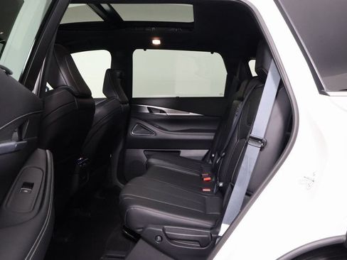 Used 2025 INFINITI QX60 Luxe w/ Black Edition AWD/4WD image 11