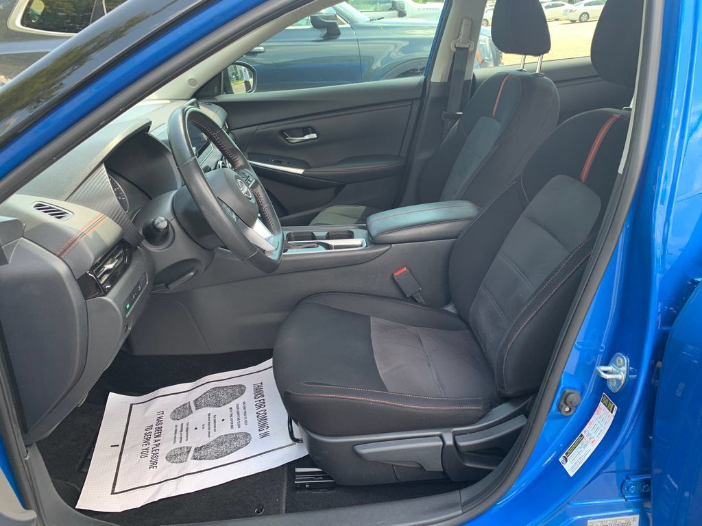 Used 2024 Nissan Sentra SR w/ Trunk Package FWD image 19