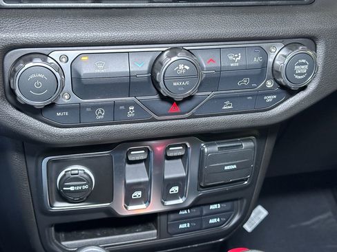 New 2026 Jeep Wrangler Sport image 27