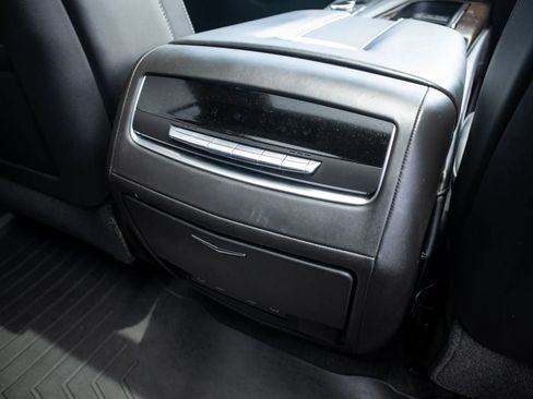 Used 2023 Cadillac Escalade Sport Platinum RWD image 27