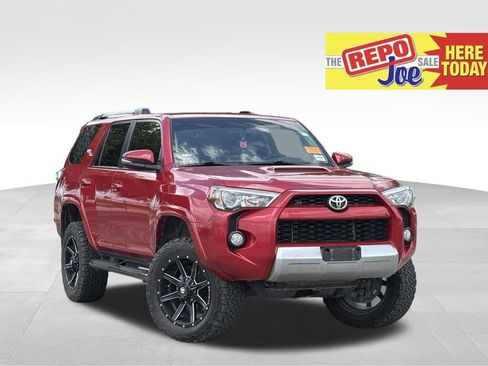 Used 2017 Toyota 4Runner TRD Off-Road Premium AWD/4WD image 1