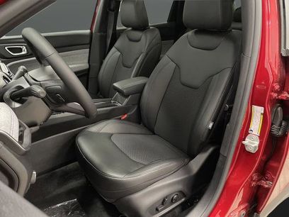 New 2025 Jeep Compass Latitude w/ Sun & Sound Group