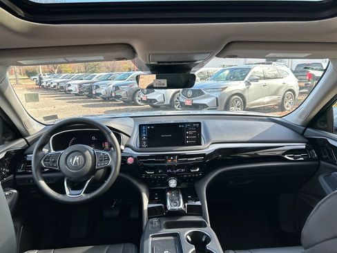 New 2026 Acura MDX SH-AWD image 25