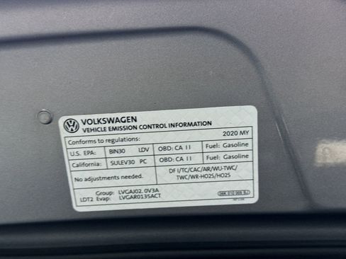 Used 2020 Volkswagen Tiguan SE w/ Panoramic Sunroof Package image 20