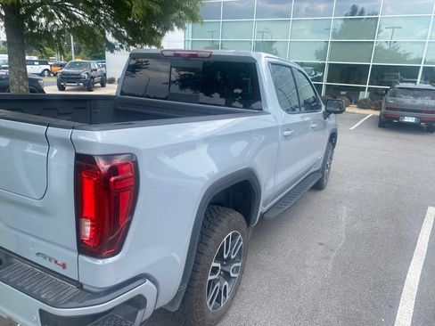 Used 2025 GMC Sierra 1500 AT4 w/ AT4 Premium Package AWD/4WD image 10