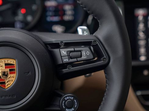 New 2026 Porsche Macan Turbo AWD/4WD image 15