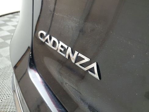 Used 2014 Kia Cadenza Premium w/ Luxury Package FWD image 7