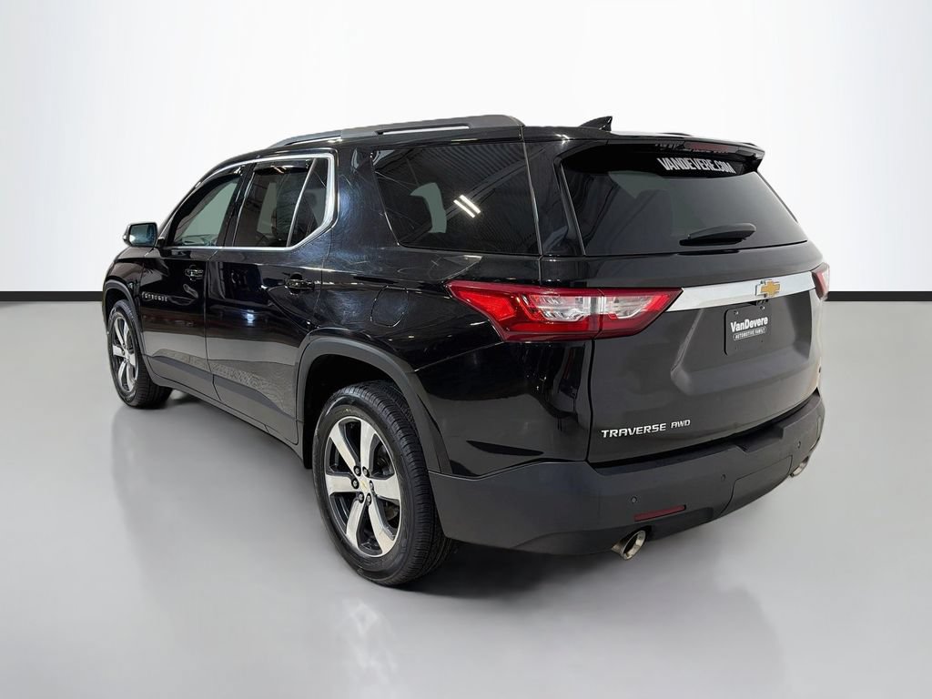 Used 2021 Chevrolet Traverse LT w/ LT Premium Package AWD/4WD image 7