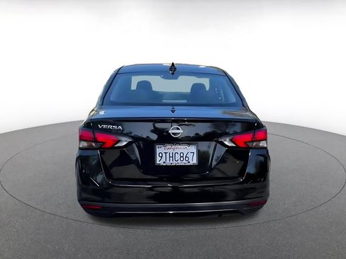 Used 2025 Nissan Versa SV FWD image 10