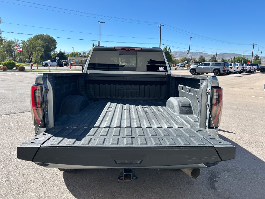 Used 2026 GMC Sierra 3500 AT4 w/ AT4 Premium Plus Package AWD/4WD image 7