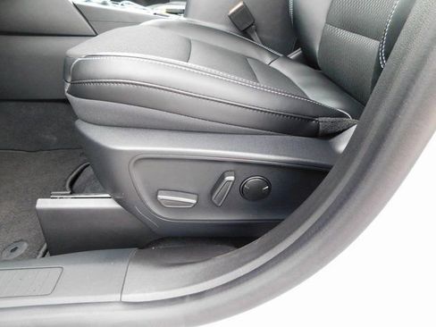 New 2026 Ford Escape SE FWD image 14