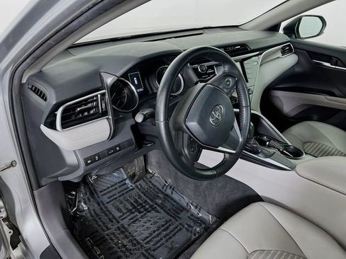 Used 2018 Toyota Camry SE image 7