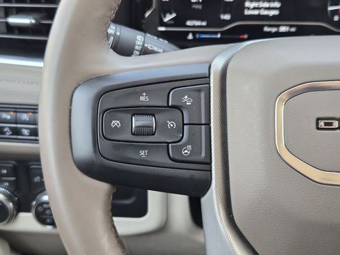 Used 2023 GMC Yukon Denali w/ LPO, Floor Liner Package AWD/4WD image 23