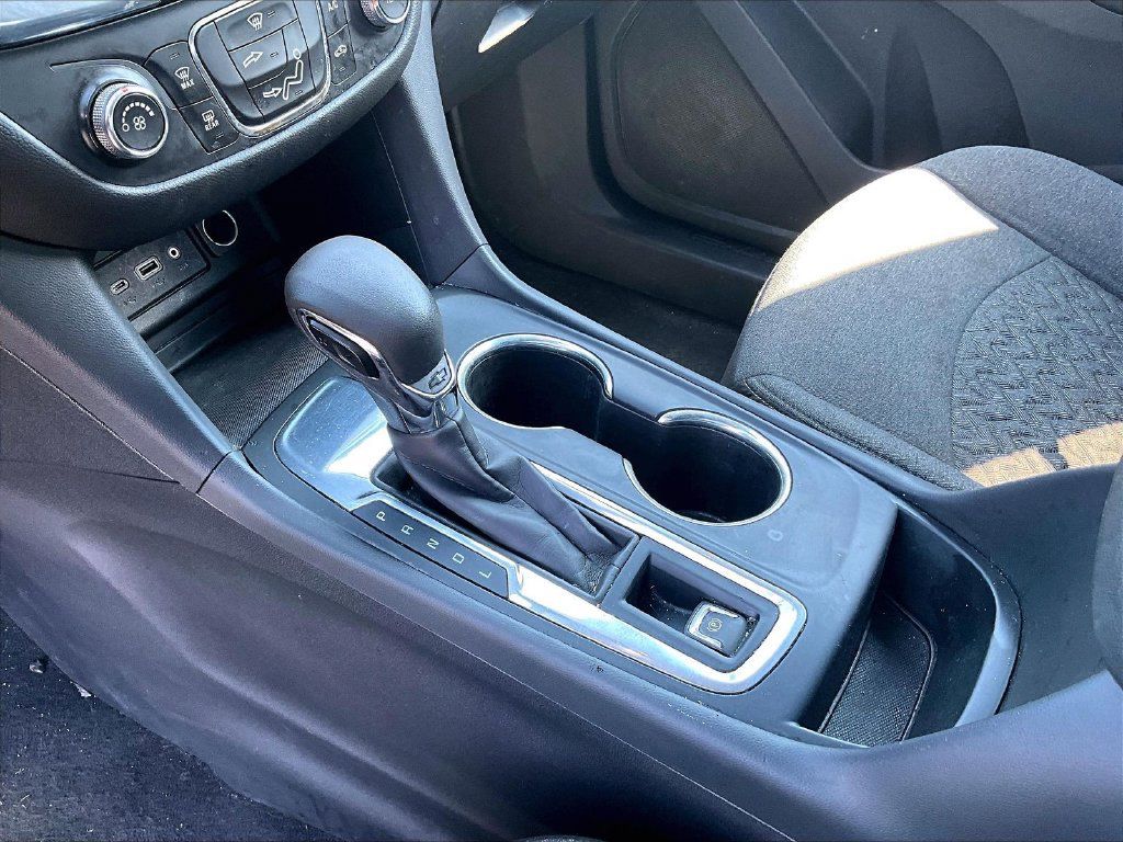 Used 2022 Chevrolet Equinox LT FWD image 15