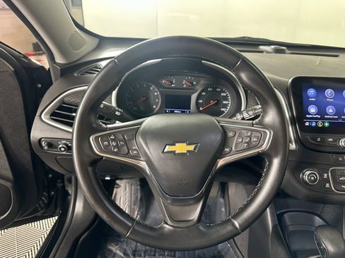 Used 2023 Chevrolet Malibu RS image 19