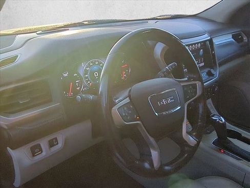 Used 2018 GMC Acadia Denali w/ Technology Package image 10