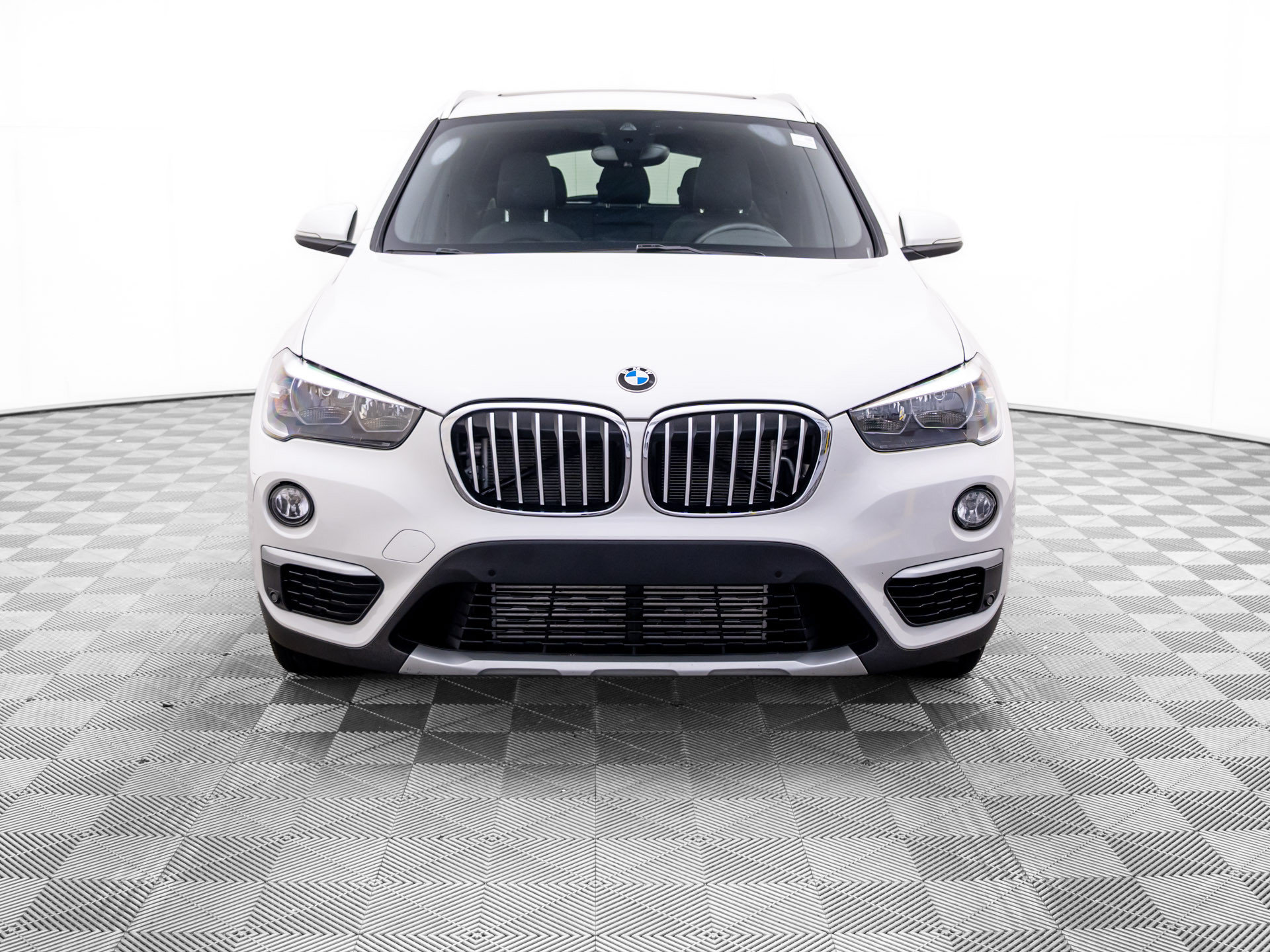 Used 2019 BMW X1 xDrive28i AWD/4WD image 9