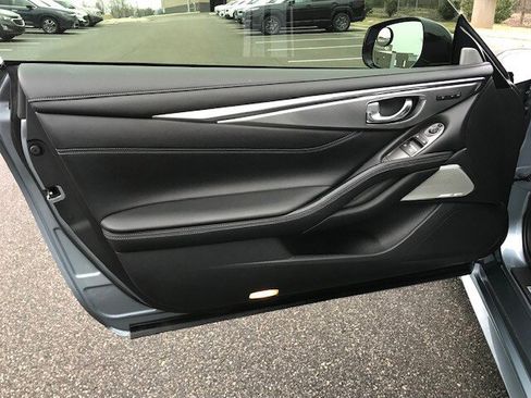 Used 2019 INFINITI Q60 3.0t Luxe w/ Essential Package image 22