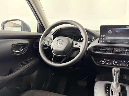 Used 2025 Honda HR-V LX image 26