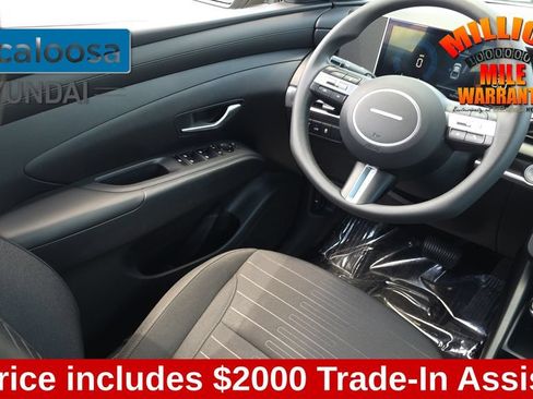 Used 2025 Hyundai Santa Cruz SE FWD image 27