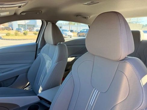 New 2026 Hyundai Elantra Sport FWD image 22
