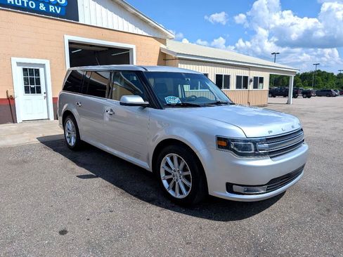 Used 2019 Ford Flex Limited image 3