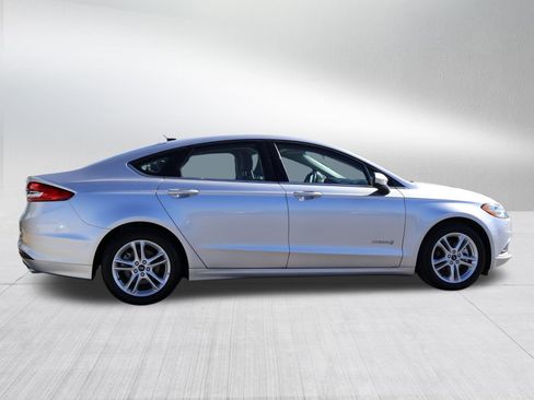 Used 2018 Ford Fusion S image 8