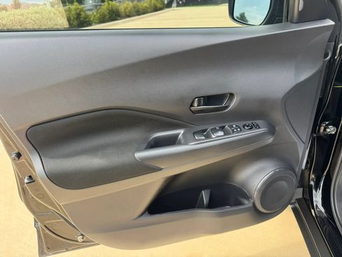 Used 2025 Nissan Kicks Play S FWD image 23