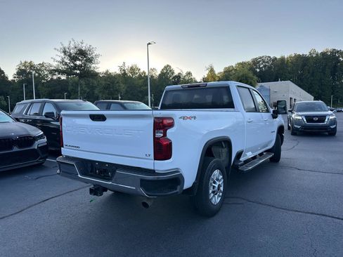 Used 2025 Chevrolet Silverado 2500 LT w/ Convenience Package AWD/4WD image 6
