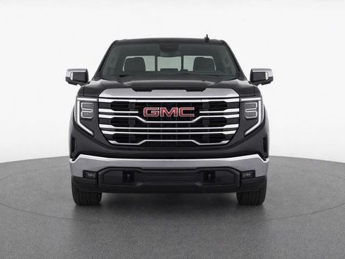 Used 2024 GMC Sierra 1500 SLT AWD/4WD image 8