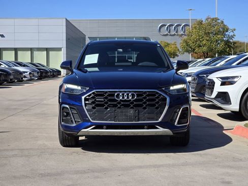 Certified 2022 Audi Q5 2.0T Premium w/ Convenience Package image 3