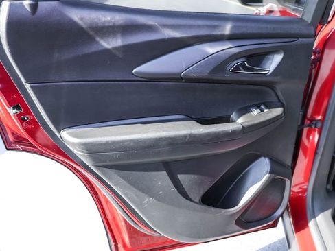 Used 2023 Chevrolet TrailBlazer LT image 27