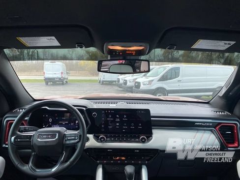 Used 2024 GMC Canyon AT4X AWD/4WD image 16