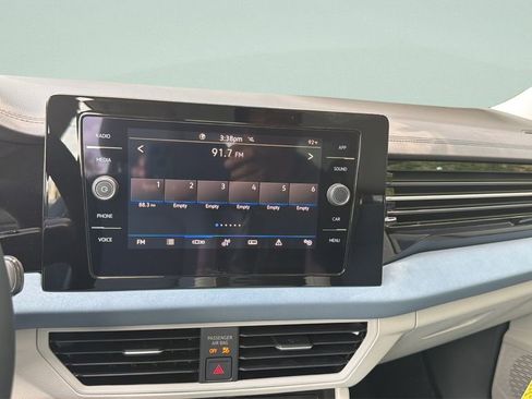 New 2026 Volkswagen Jetta SE FWD image 13