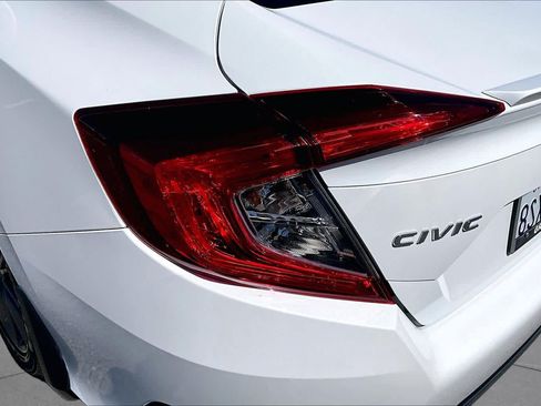 Used 2020 Honda Civic EX-L image 28