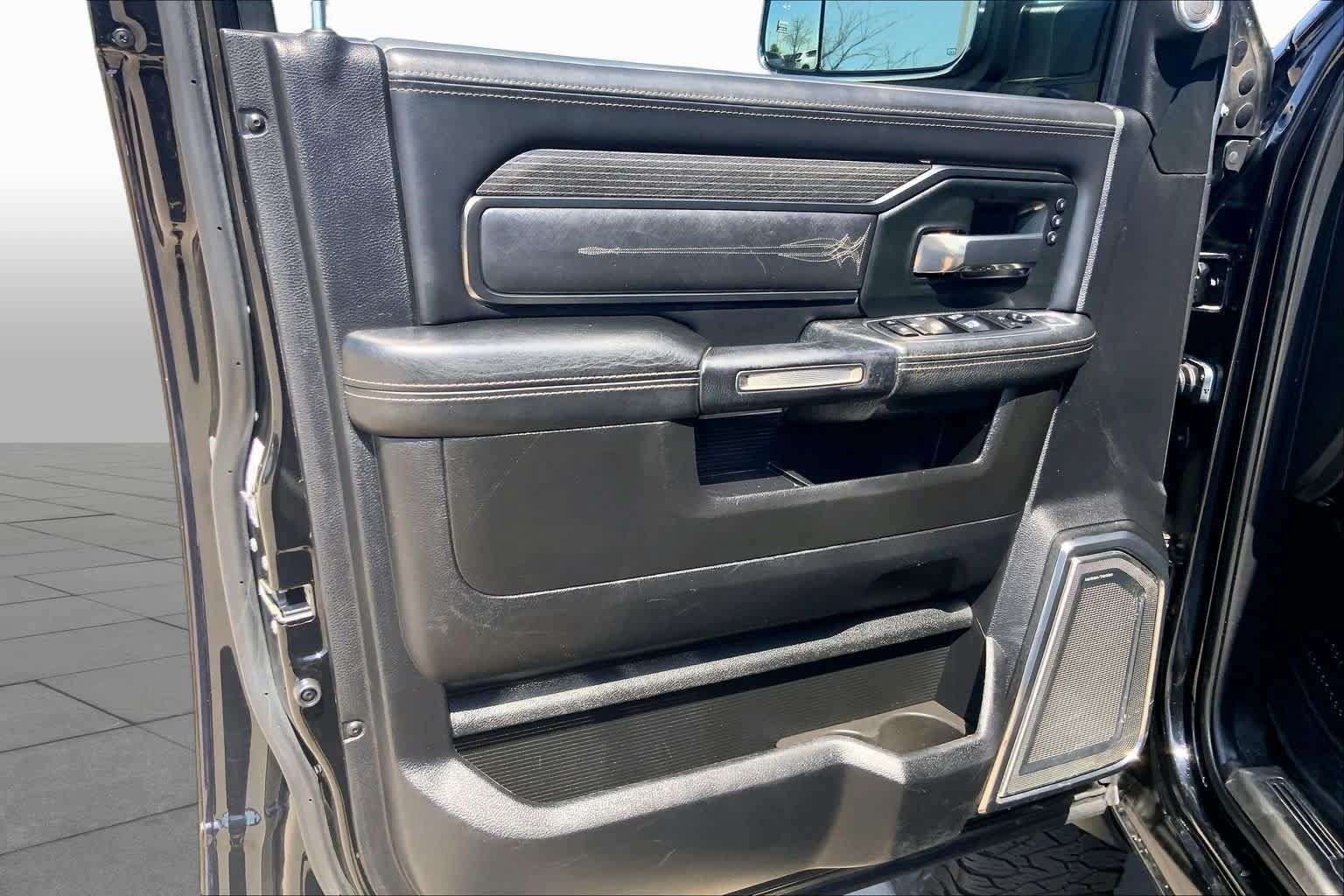 Used 2019 RAM 2500 Limited AWD/4WD image 22