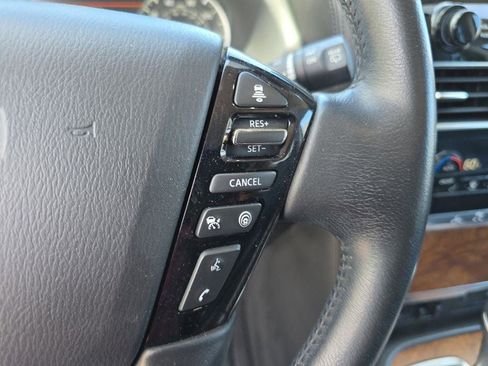 Used 2022 Nissan Armada SL w/ Captain's Chairs Package AWD/4WD image 30