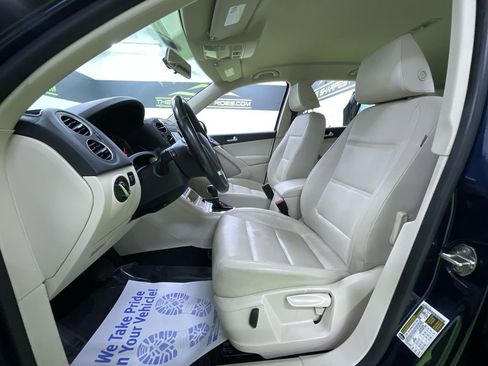 Used 2014 Volkswagen Tiguan SE image 18