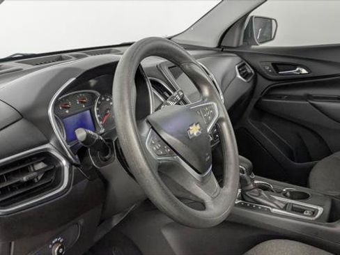 Used 2022 Chevrolet Equinox LT FWD image 24