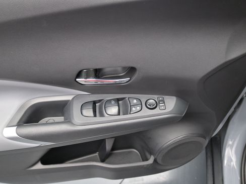 Used 2023 Nissan Kicks SR w/ SR Premium Package FWD image 14