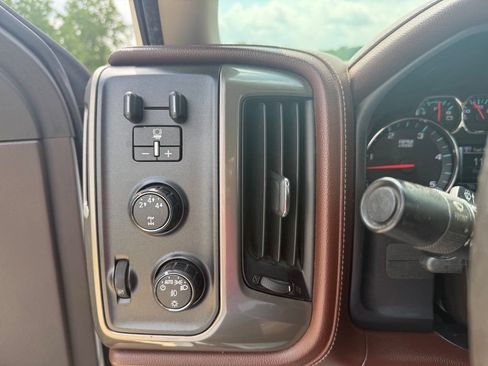 Used 2015 Chevrolet Silverado 2500 High Country w/ Duramax Plus Package AWD/4WD image 35
