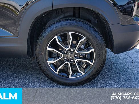 Used 2025 Chevrolet TrailBlazer ACTIV w/ Convenience Package AWD/4WD image 15