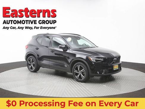 Used 2024 Volvo XC40 B5 Core AWD/4WD image 49