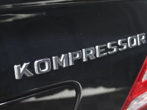 Used 2005 Mercedes-Benz C 230 Sedan image 8