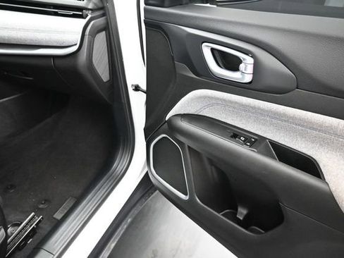 Used 2025 Jeep Compass Sport AWD/4WD image 26