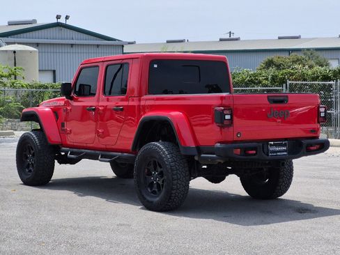 Used 2020 Jeep Gladiator Rubicon AWD/4WD image 3