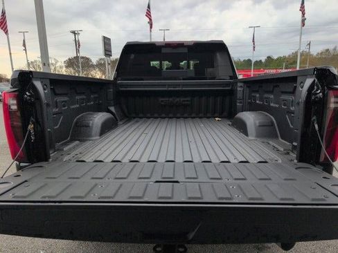 New 2026 GMC Sierra 2500 Denali w/ Denali Reserve Package AWD/4WD image 7