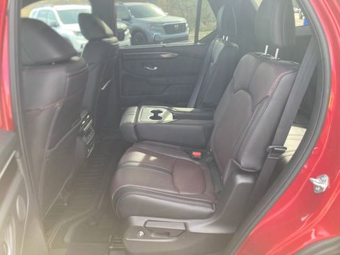 New 2025 Honda Pilot Black Edition image 8